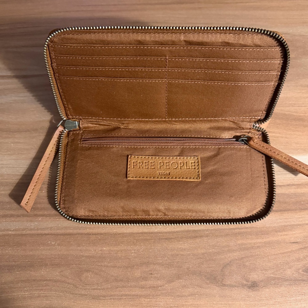 Free People Distressed Vegan Wallet Brown Boho - Picture 5 of 8
